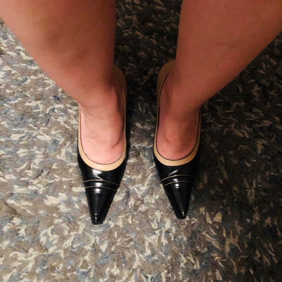 Well loves Prada shoes - Picture 5 of 8